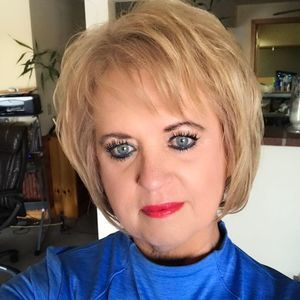 Meet your Posher, Pam